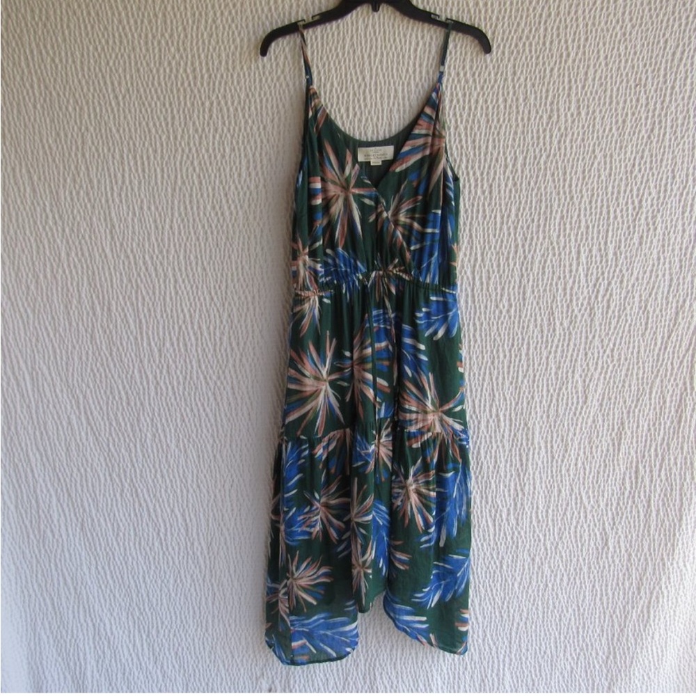 Trovata Green Floral Midi Dress with Blue and Beige Accents